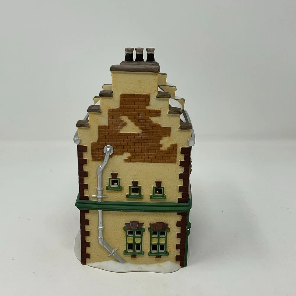 Dept 56 Faversham Lamps & Oil Heritage Village Collection Christmas‎ 58327